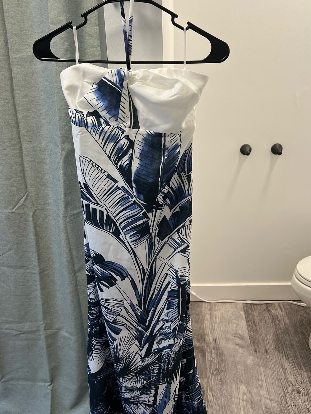Commense Strapless Maxi Dress in White & Navy Tropical Print
